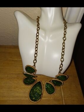 Fashion  Gold-Tone Necklace with Green Teardrop Stones